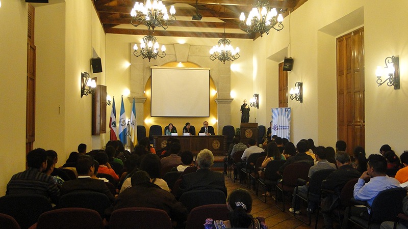 Se debe elegir a magistrados idóneos para mejorar sistema judicial - Primer foro en Quetzaltenango