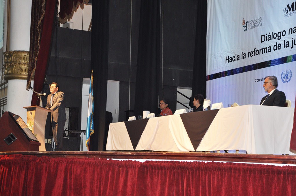 Presentan la propuesta de reforma en materia de justicia en Quetzaltenango